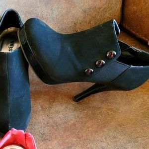 Black Suede shoes, 8